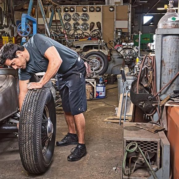 Dickies Men's 13 Inch Loose Fit Multi-Pocket Work Short, Dark Brown, 30 - Picture 5 of 5